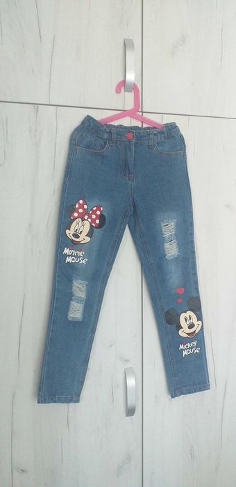 красиви дрехи за момиченце , чудесен подарък за повод-25 до 50лв.