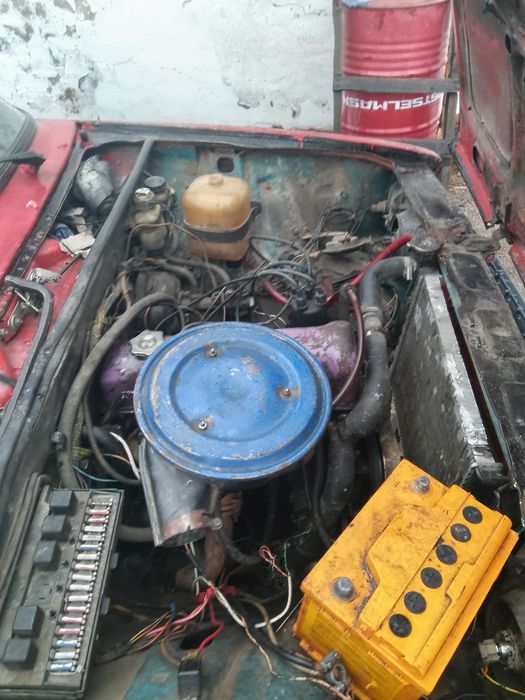 350000 договорная