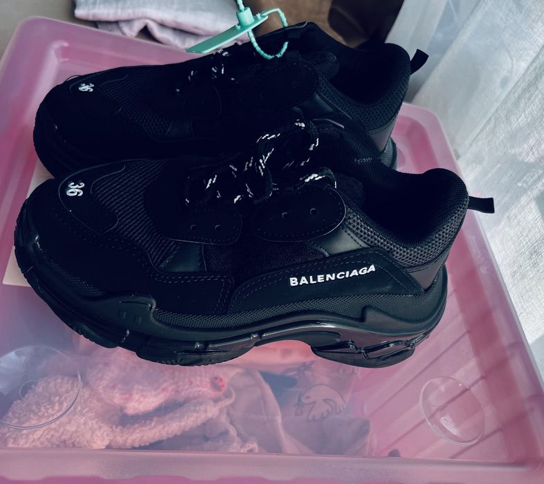 Маратонки Баленсиага