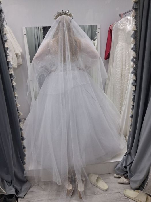 Свадебное платье