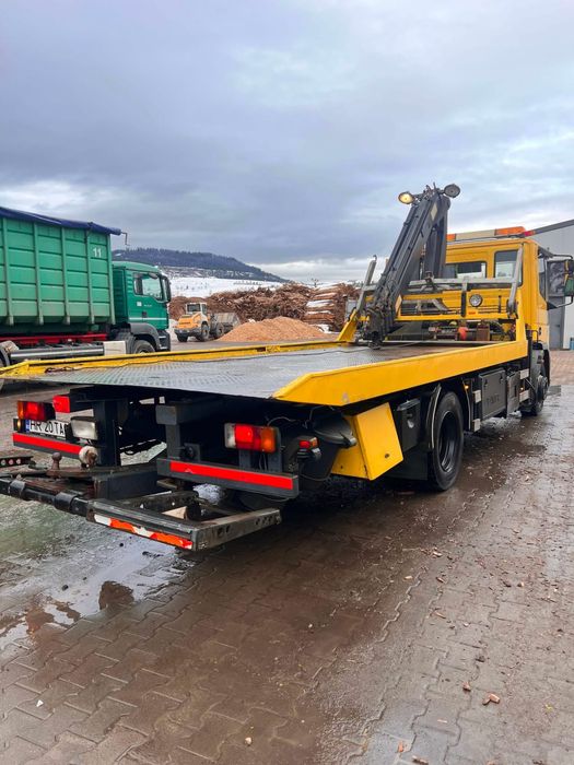 Autospeciala cu Macara platou hidraulic Tractari Auto Iveco Eurocargo 12T
