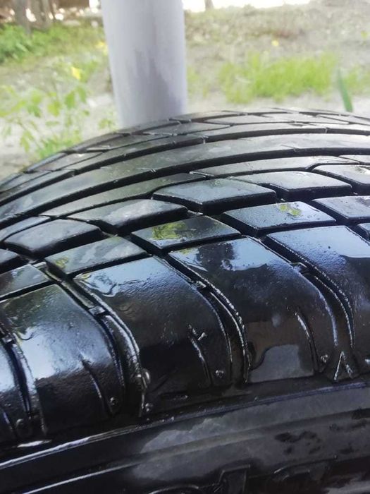 Шины 205/65R15 с дисками