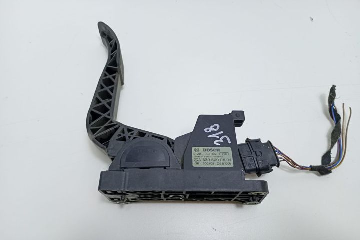 Pedala acceleratie A6393000604 Mercedes-Benz Vito W639