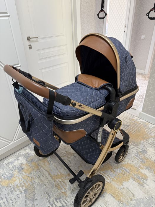 Детская коляска-трансформер