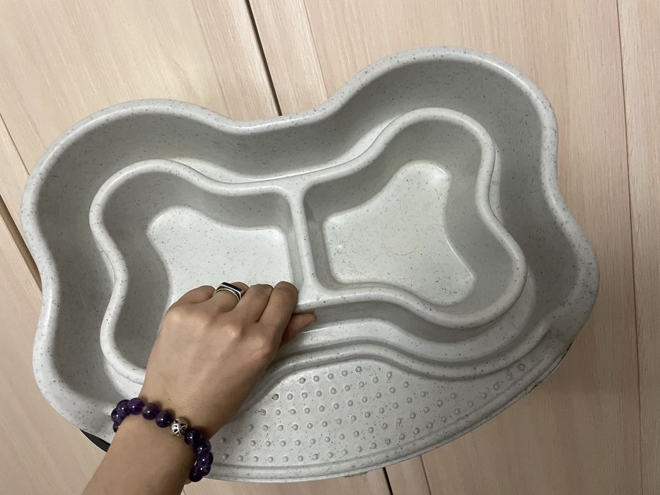 Миска для собак устойчивая