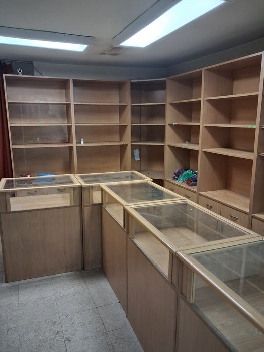 Обзавеждане за магазин