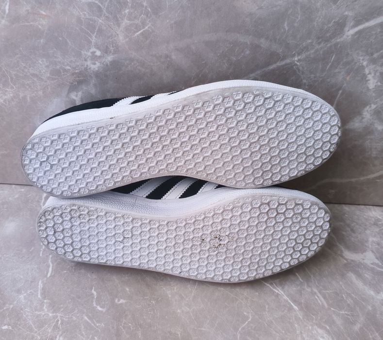 Adidas Gazelle номер 43,1/3