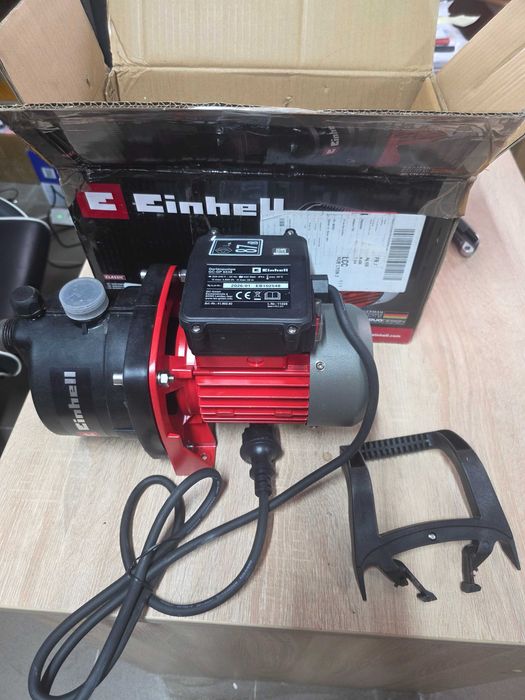 Pompa de gradina Einhell GC-GP 6538 650 W presiune 3.6 bar debit 3.800 l/h