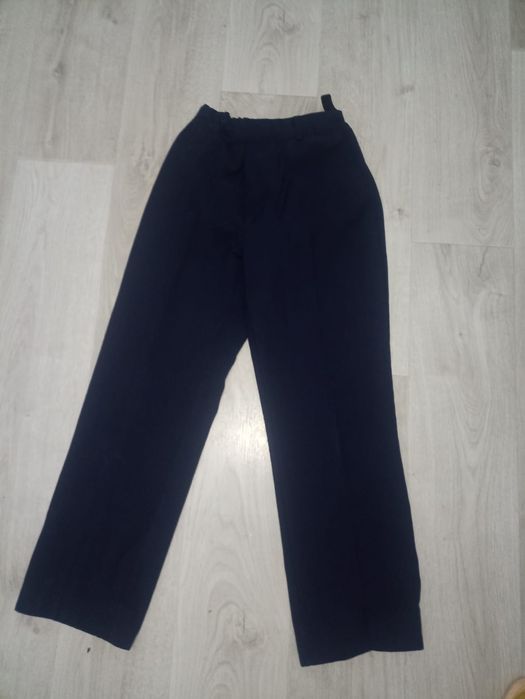 Продам вещи брюки кофты лосины юбки