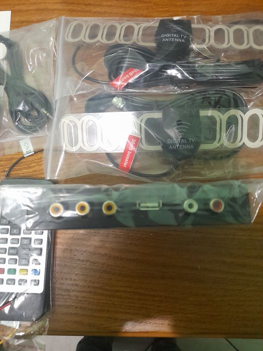 Receiver tv auto LEXFIELD DVB-FHD2-15