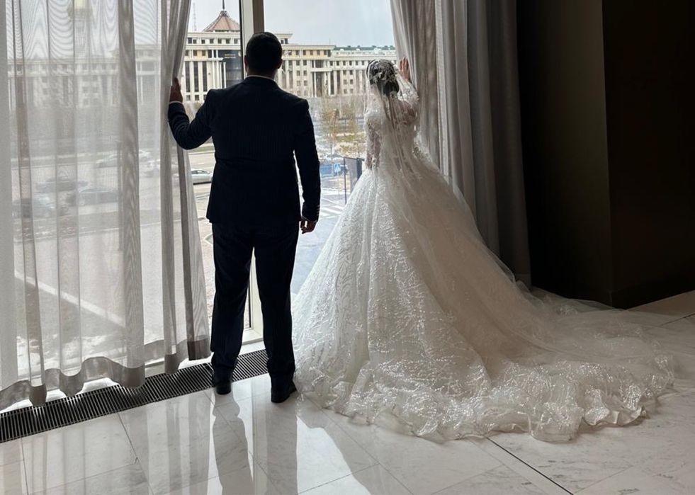 Свадебное платье