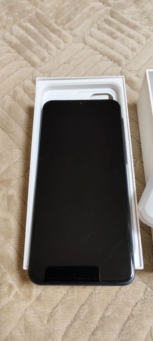 Телефон VIVO Y35