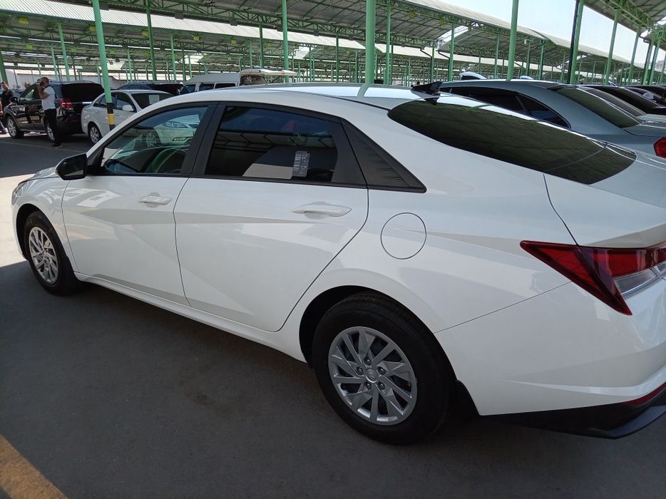 Продоется Hyundai elantra в хорошем состоянии