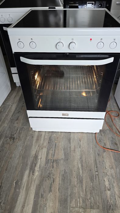 Печка Voss Electrolux