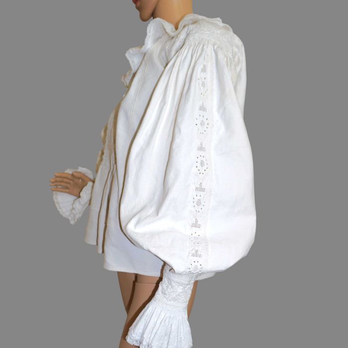 Camasa populara , ie veche sau spacel din Bihor, masura M-L