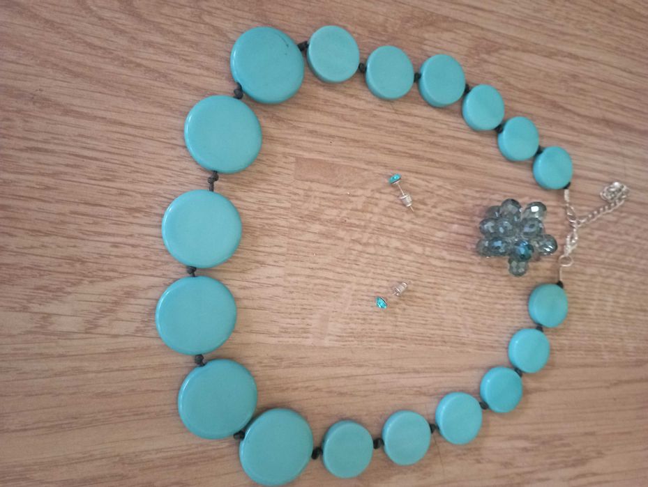 Готови ефектни комплекти бижута