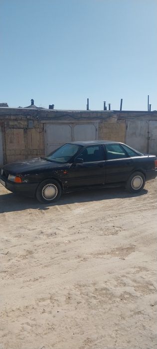 Продаеться ауди 80
