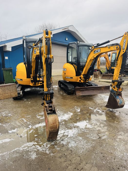 Miniexcavatoare JCB 8025