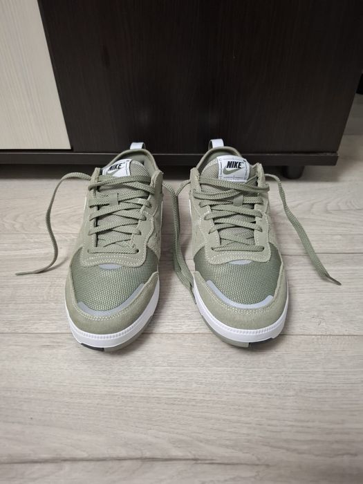 Adidași Nike C1TY