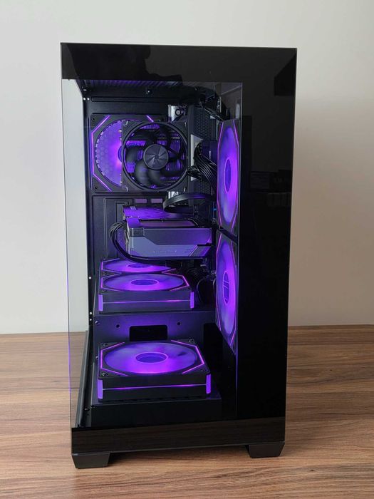 Геймърски компютър - Нов ( Ryzen 7 7800X3D | RX 9060XT 16GB | DDR5 RAM | SSD NVMe )