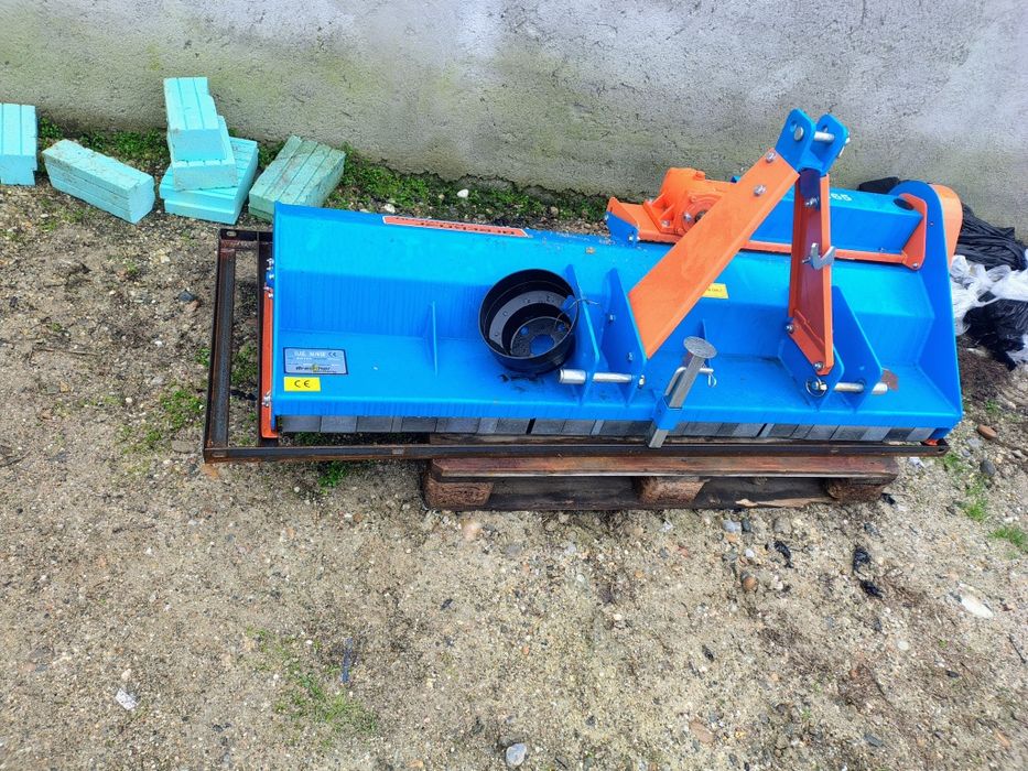 Vând tocatuare resturi vegetale