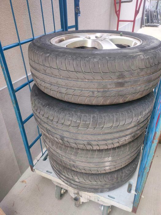 продавам джанти 15"  5х100  голф,шкода,ауди,сеат