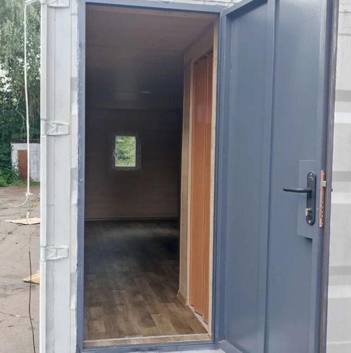 Продам контейнер по жилые