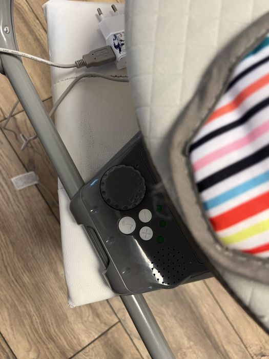 Бебешка електрическа люлка