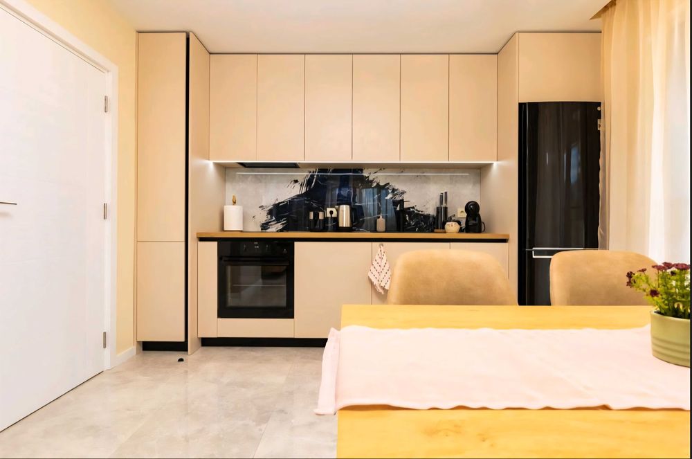 Дава се под наем Двустаен апартамент в Пловдив, Каменица 1 - 60 кв.м за 510 € - Снимка #1