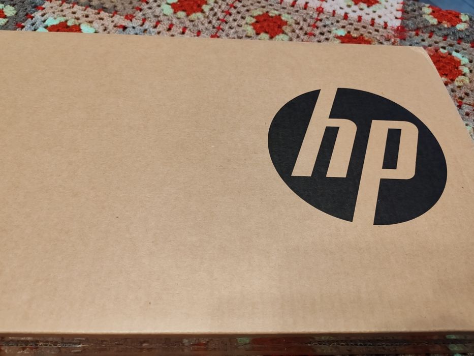 HP 255 G10 nou sigilat amd 
Model HP 255 G10 P/N 853S9ES#ABD