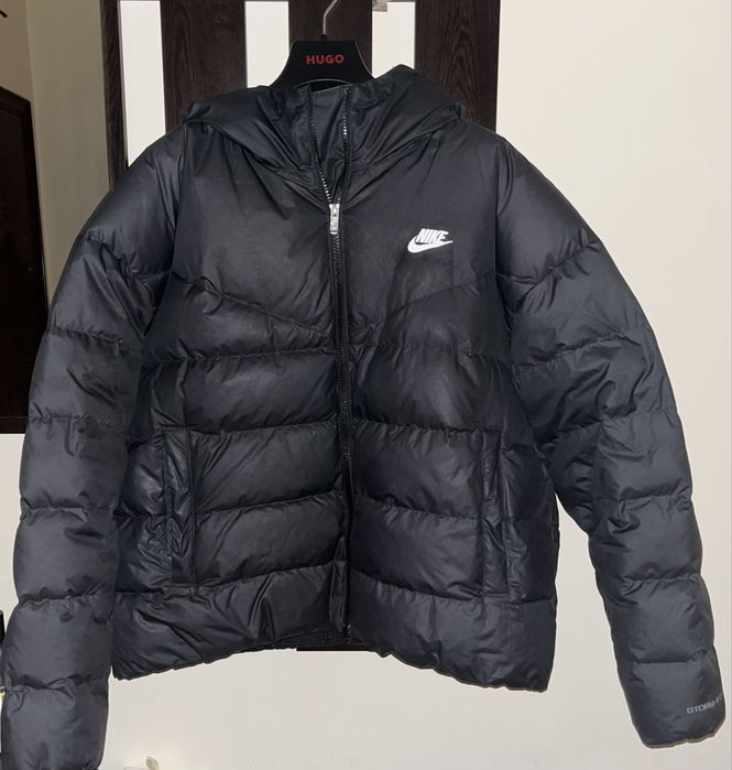 Черно яке nike използвано