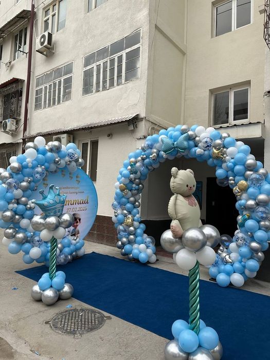 Oformileniya Toshkent shar bilan bezatish chaqaloq olib chiqish ayiqla