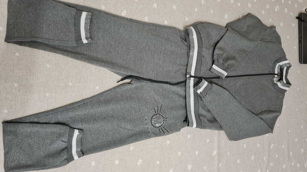 Детски анцунг 146 см. За момиче