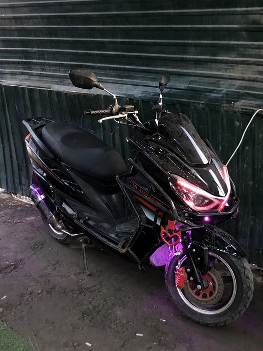 Мопед макси обмен