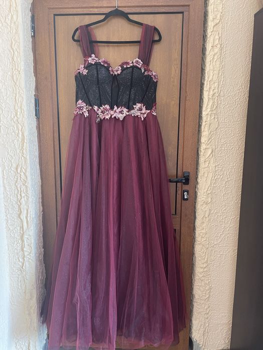 Официална рокля шита по поръчка 400лв