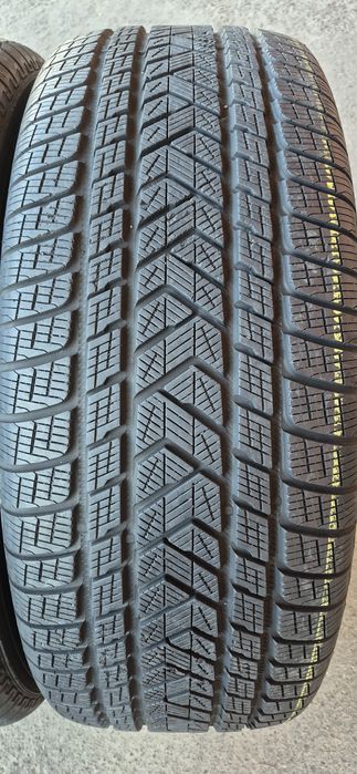 4 anvelope iarna ca noi Pirelli 325/55/22,dot 2024.Pret/bucata.