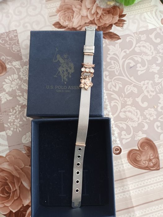 Продавам гривна от инокс с висулки - US Polo Assn