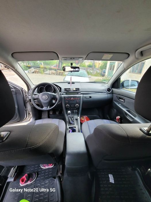 Vand sau schimb mazda 3