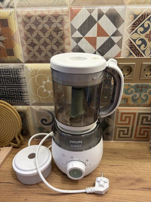 Philips Avent 4 в 1 – Уред за приготвяне на бебешка храна