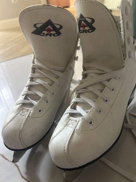 35 размер коньков,марка: CRO