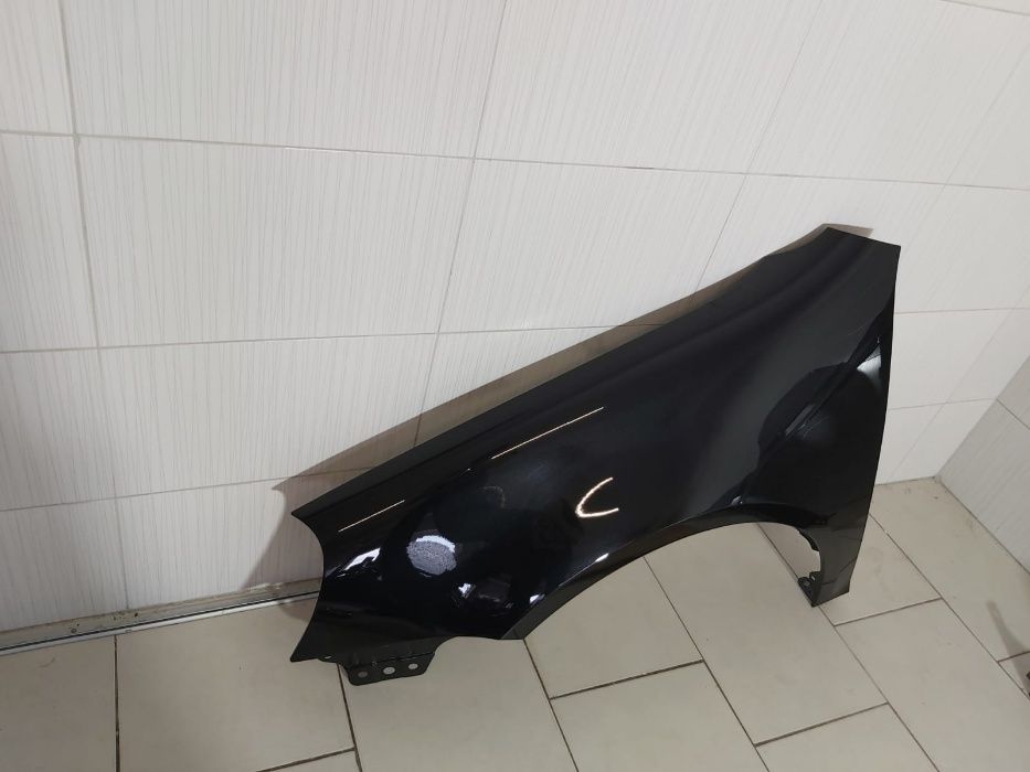 Aripa Fata Stanga VW Golf 5/V 2004-2008 (Cod: LC9Z (Negru))
