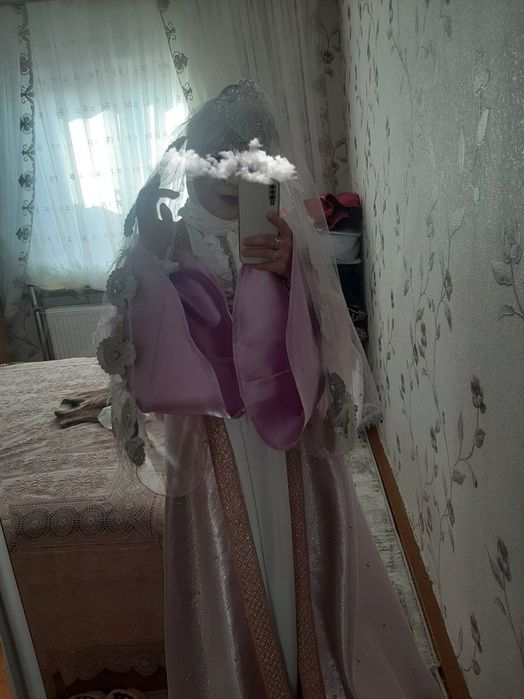 Shu ansambllar sotiladi sarisi bilan
Sariq ansambl 300ming
Pushtisi h