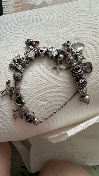 Bratara Pandora