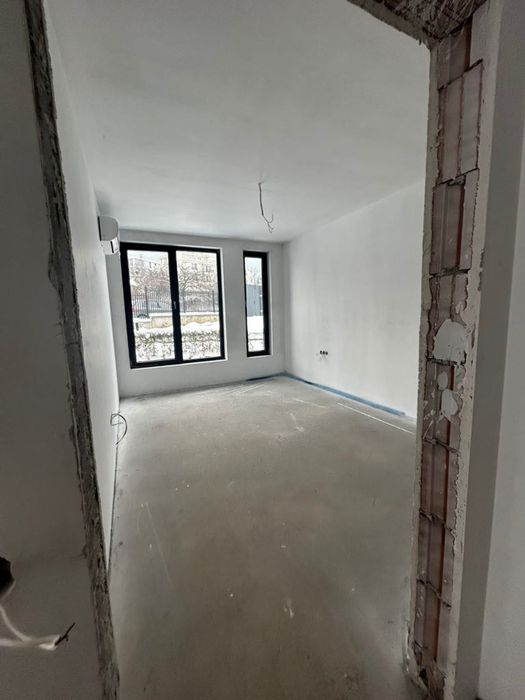 Дава се под наем Тристаен апартамент в София, Студентски град - 120 кв.м за 313000 € - Снимка #5