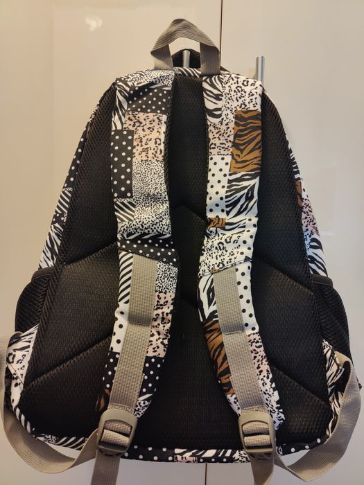 Nou -Ghiozdan școala generală/liceu