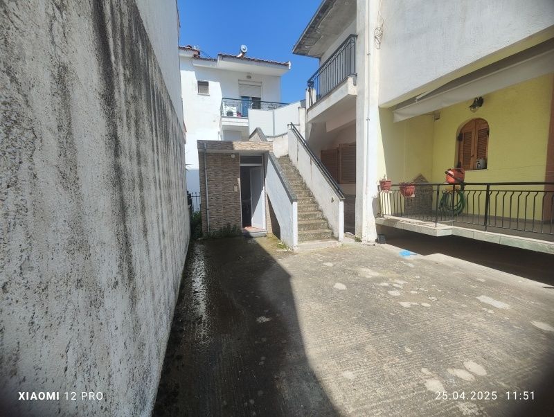 ПРОДАВА! Самостоятелна къща в Паралия Офринио