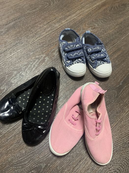 Продаю обувь для девочки