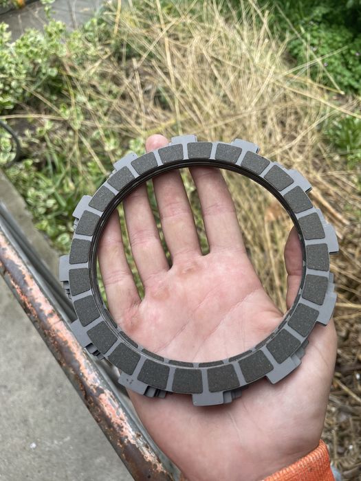 Продавам феродови дискове за ктм