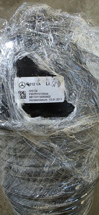 Преден ляв въздушен амортисьор за Mercedes W212