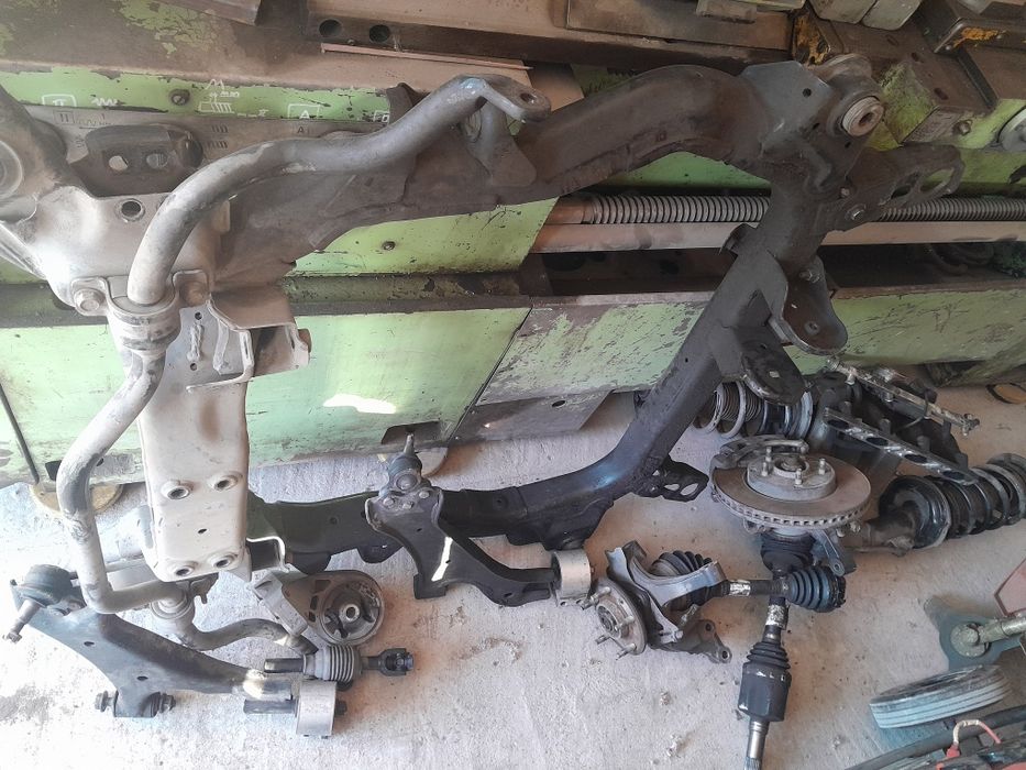 Продам запчасти Chevrolet Captiva.